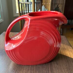 Fiestaware Fiesta Scarlet Red 67oz Large Disc Pitcher Made in USA